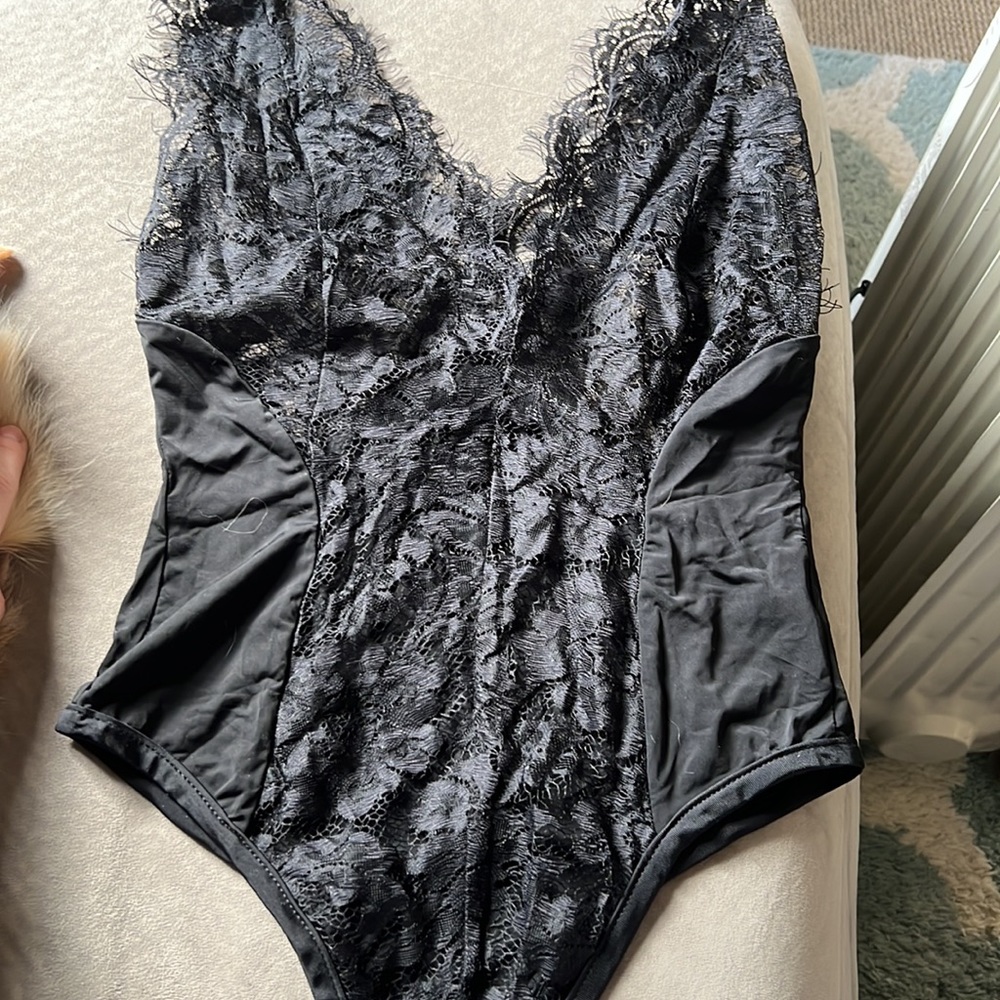 JLuxLabel black lace body suit size large